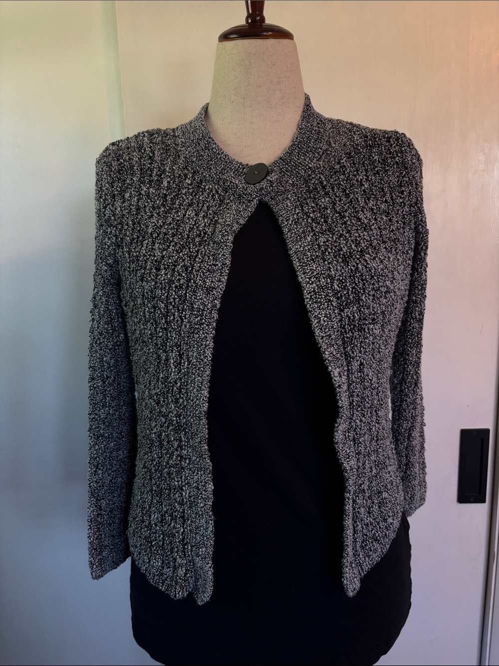 Jones New York Gray Textured Single-Button Open Cardigan